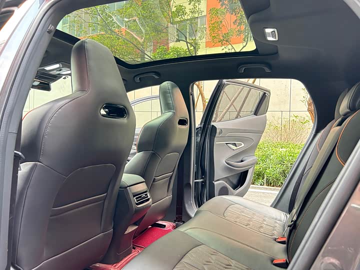 Фото 9 - Changan UNI-T