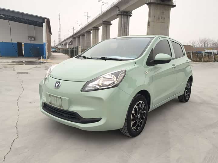 Фото 1 - Changan BenBen E-Star