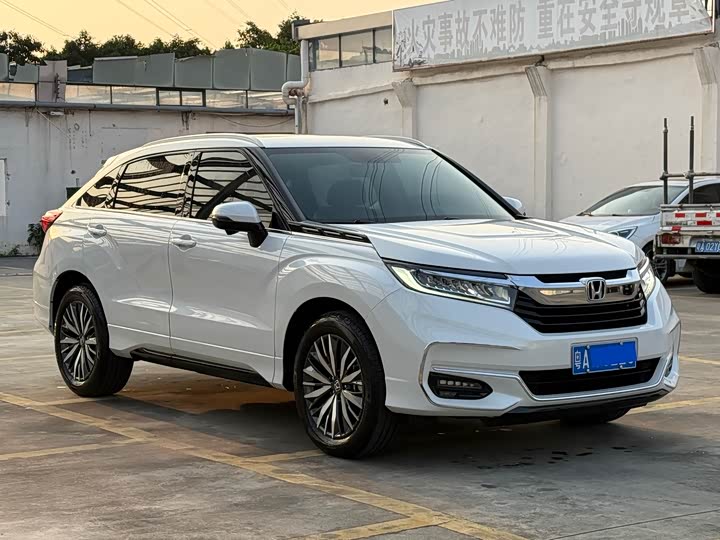 Фото 6 - Honda Avancier