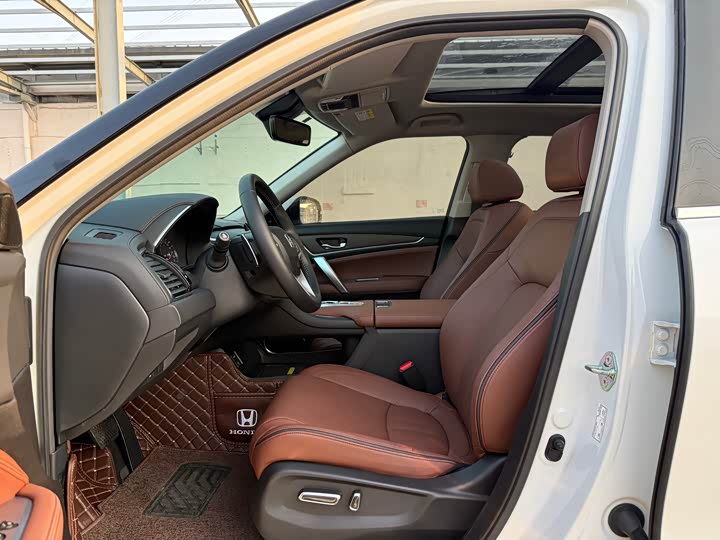 Фото 7 - Honda Avancier