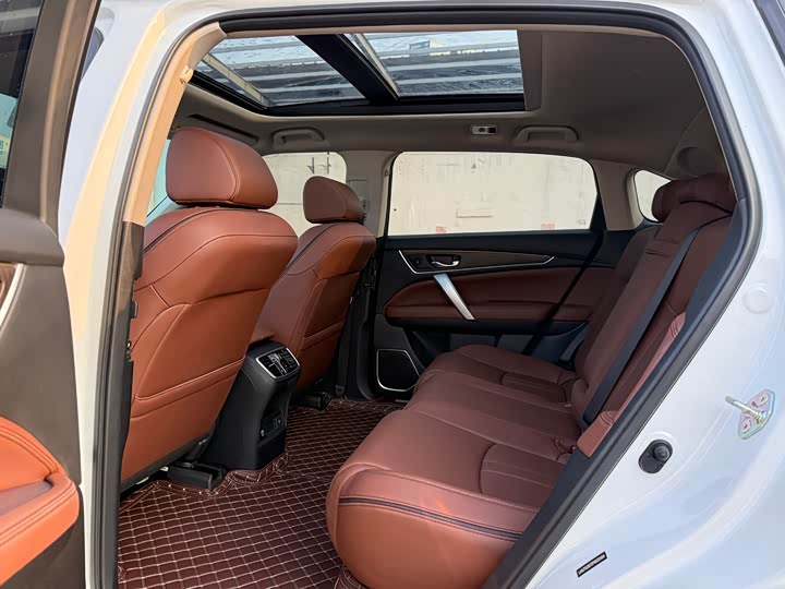 Фото 8 - Honda Avancier