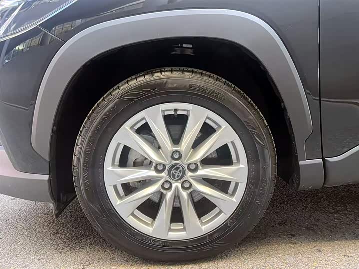 Фото 6 - Toyota Corolla Cross