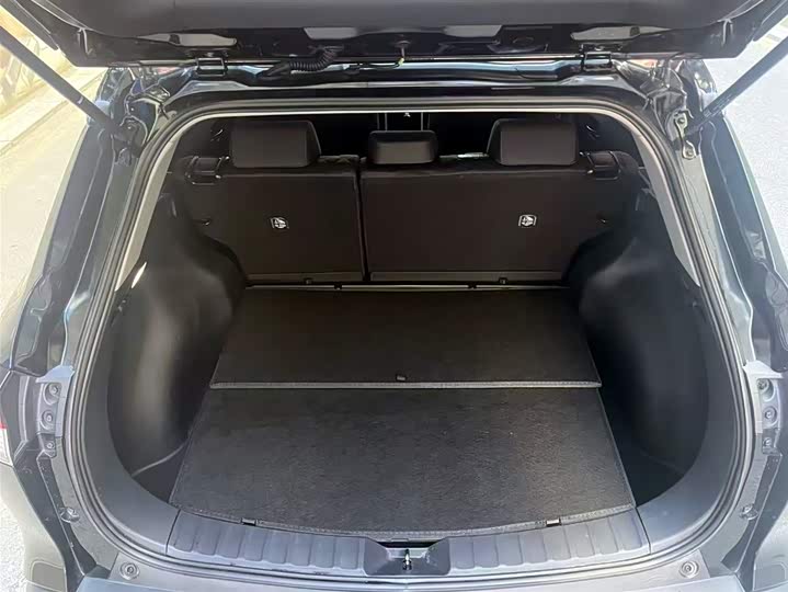 Фото 8 - Toyota Corolla Cross