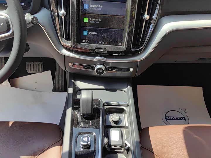 Фото 7 - Volvo XC60