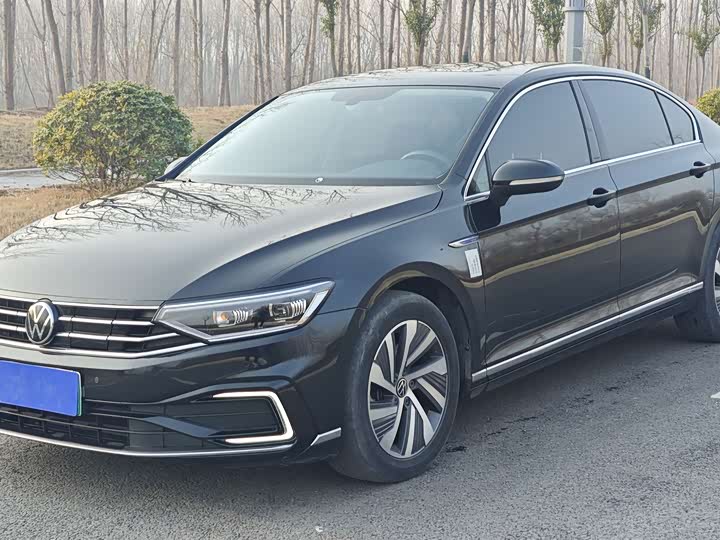 Фото 1 - Volkswagen Magotan GTE Hybrid