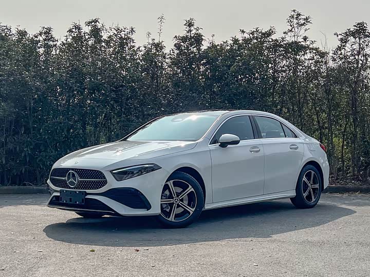 Фото 1 - Mercedes-Benz A-Class