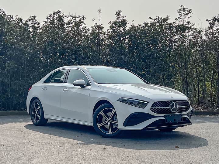 Фото 3 - Mercedes-Benz A-Class