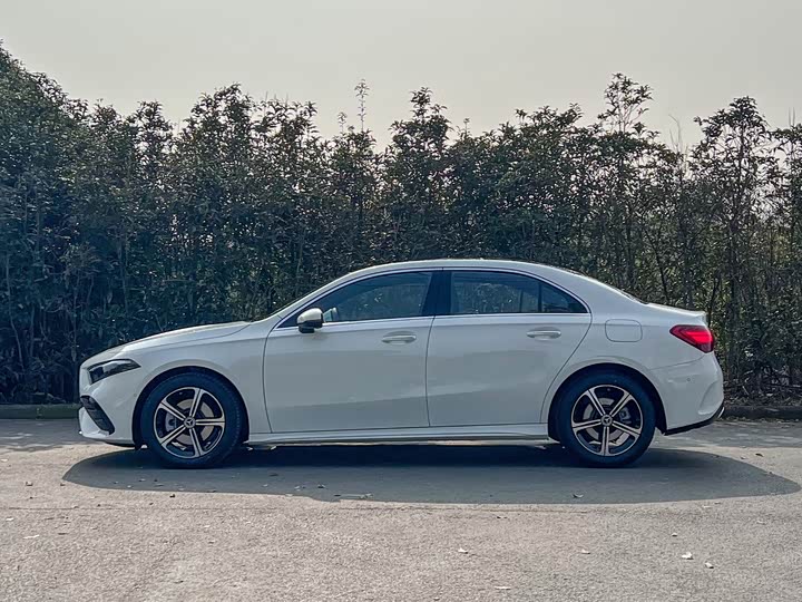 Фото 6 - Mercedes-Benz A-Class