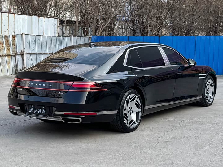 Фото 7 - Genesis G90