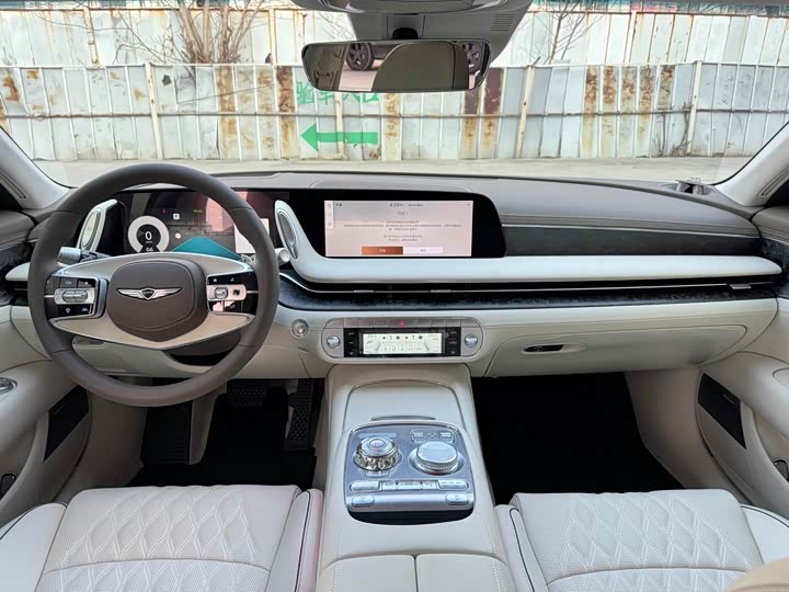 Фото 9 - Genesis G90