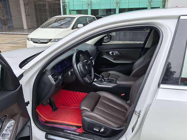 Фото 5 - BMW 3 Series