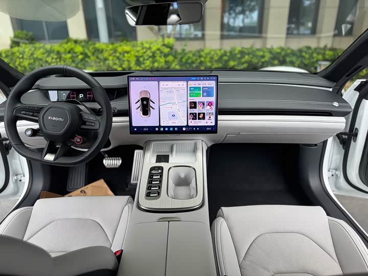 Photo 6 - Xiaomi SU7