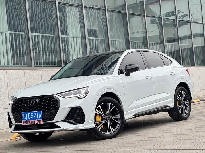 Фото 1 - Audi Q3 Sportback
