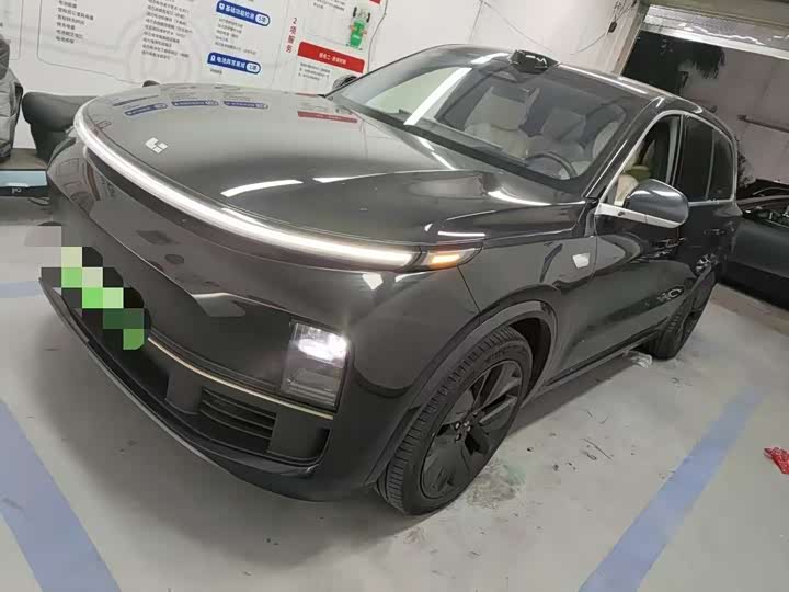 Фото 1 - LiXiang L9