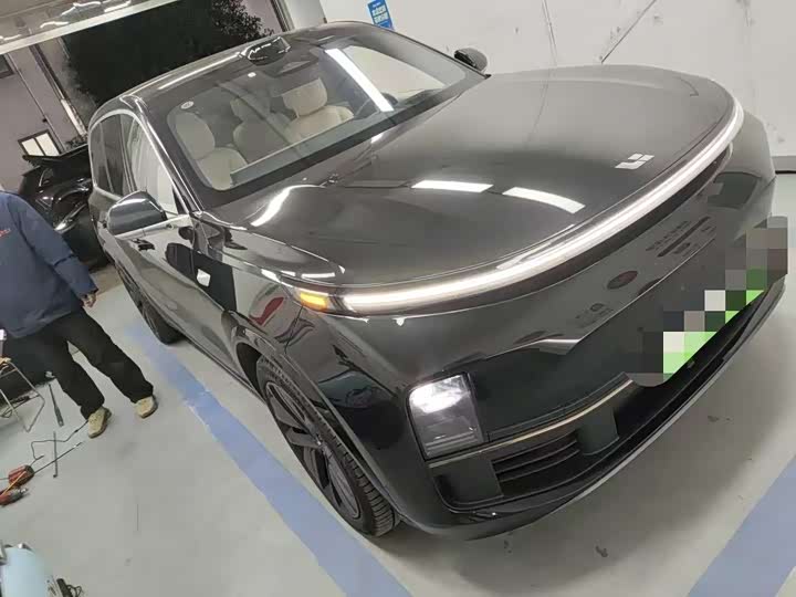 Фото 2 - LiXiang L9