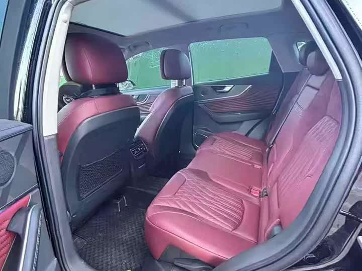 Фото 6 - Hongqi HS5