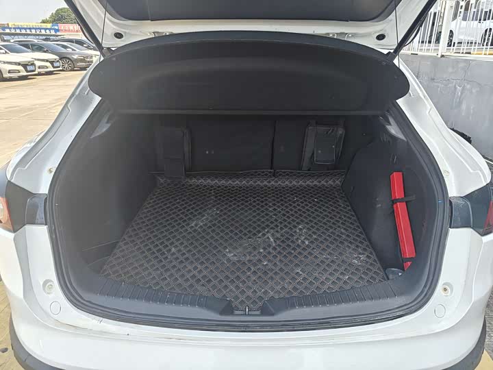 Photo 9 - Mazda CX-4