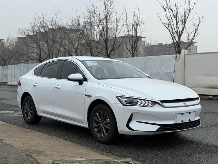 Photo 3 - BYD Qin Plus