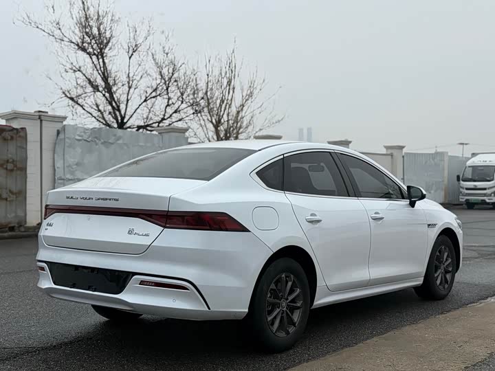 Photo 5 - BYD Qin Plus