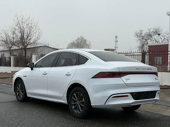 Photo 7 - BYD Qin Plus