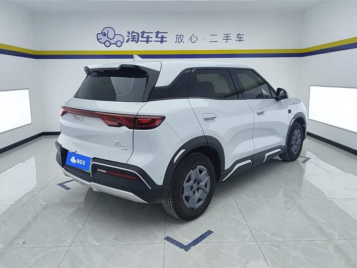 Фото 3 - BYD Yuan Up