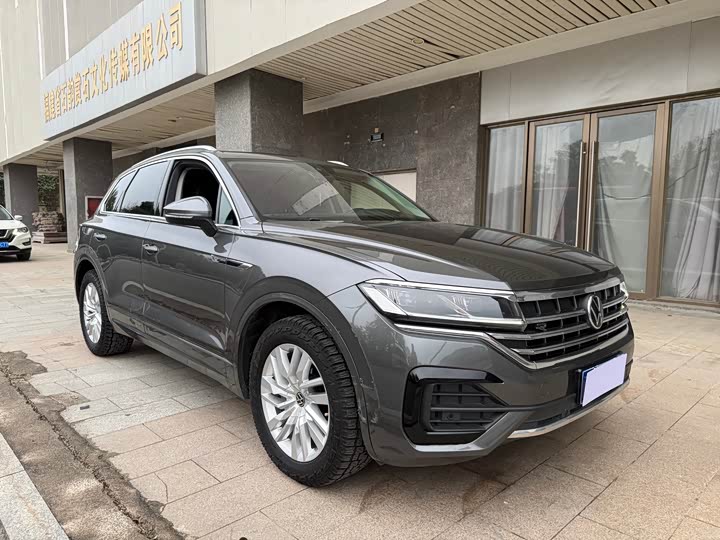 Photo 3 - Volkswagen Touareg