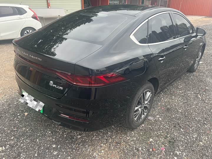 Фото 3 - BYD Qin Plus