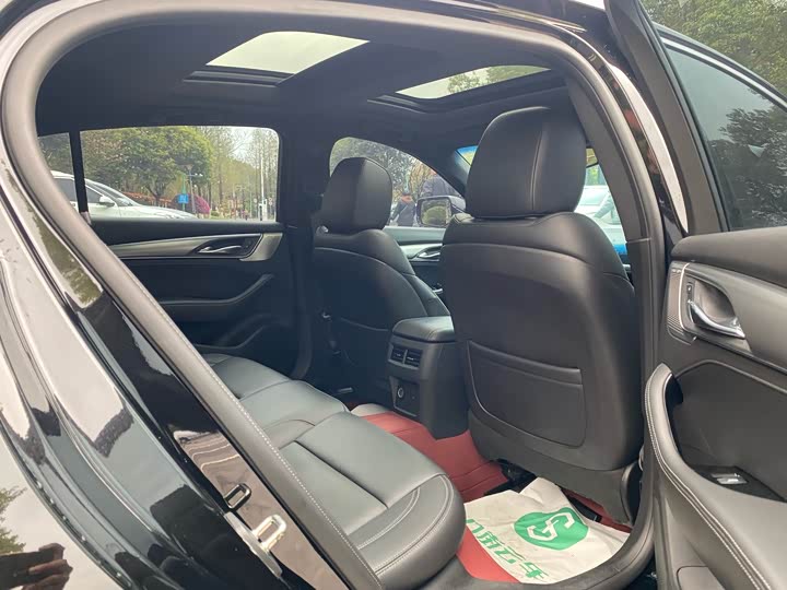 Photo 8 - Cadillac CT5