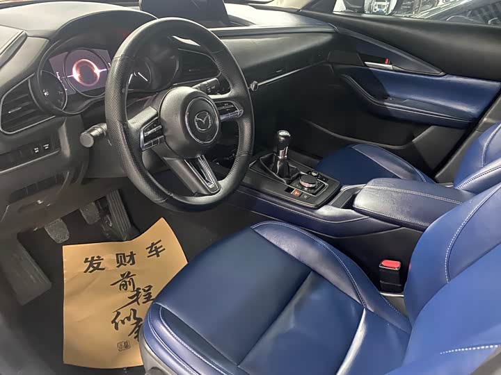 Фото 5 - Mazda CX-30