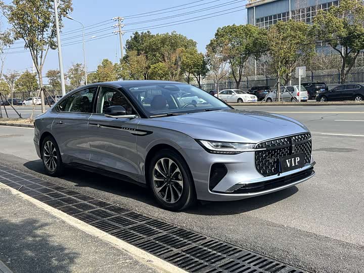 Фото 3 - Lincoln Z (Zephyr)