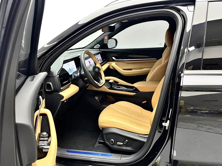 Фото 9 - Geely Monjaro Thor Hybrid