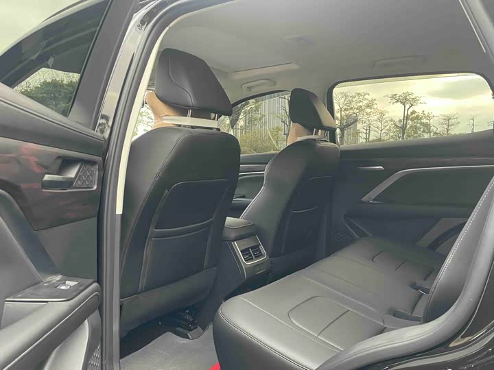 Фото 6 - Haval H6