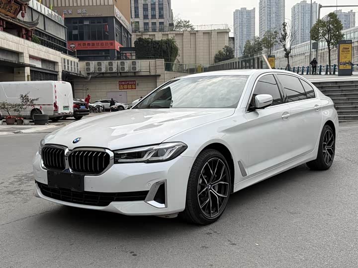 Фото 1 - BMW 5 Series