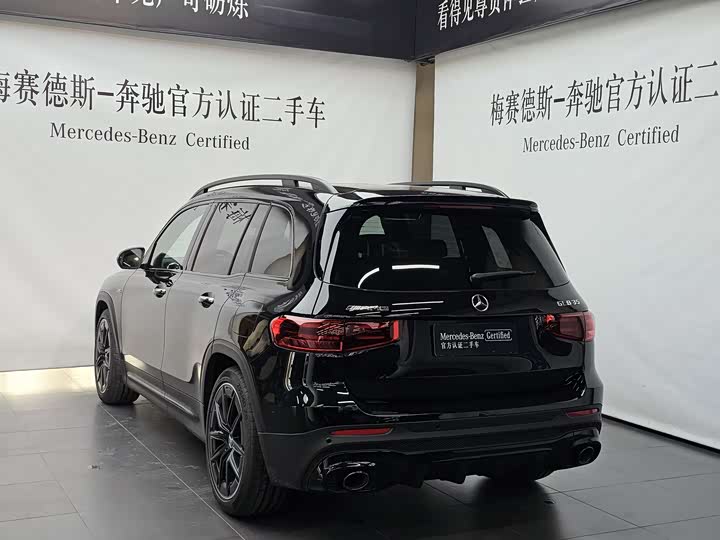 Photo 4 - Mercedes-Benz GLB-Class AMG