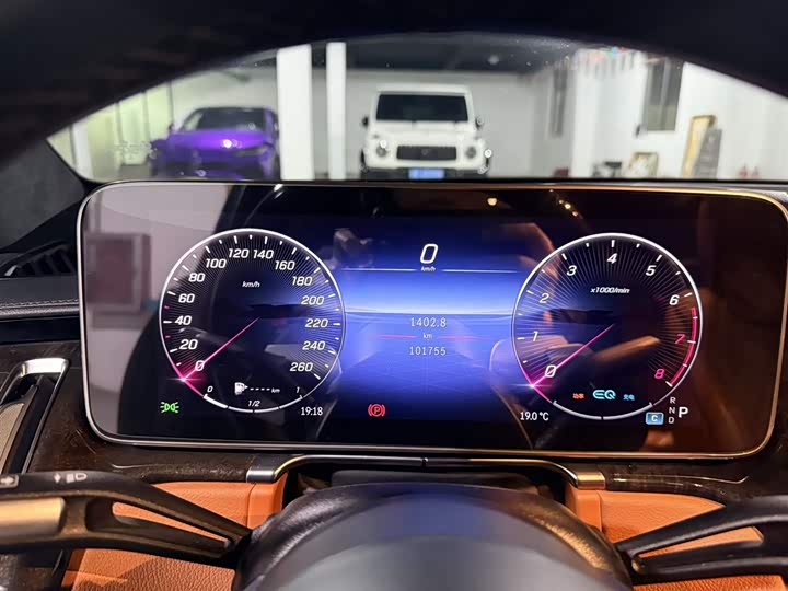 Фото 3 - Mercedes-Benz Maybach S-Class