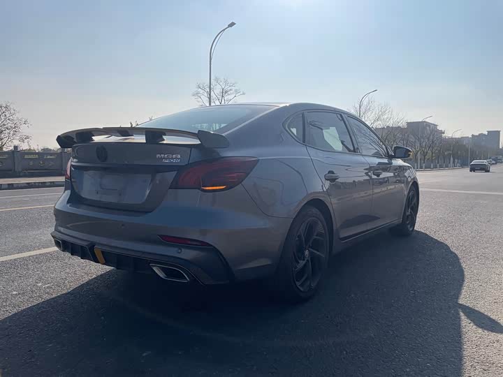 Фото 9 - MG Motor 6