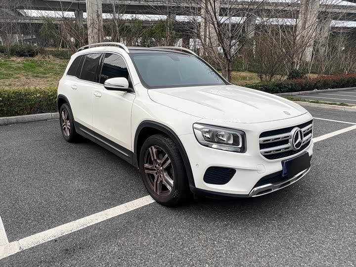 Фото 3 - Mercedes-Benz GLB-Class