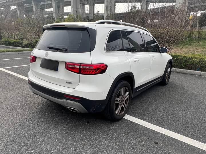 Фото 5 - Mercedes-Benz GLB-Class