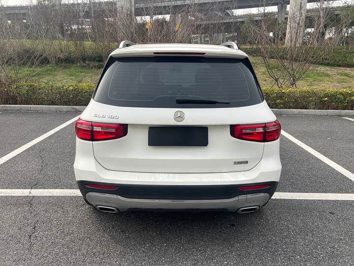 Фото 6 - Mercedes-Benz GLB-Class