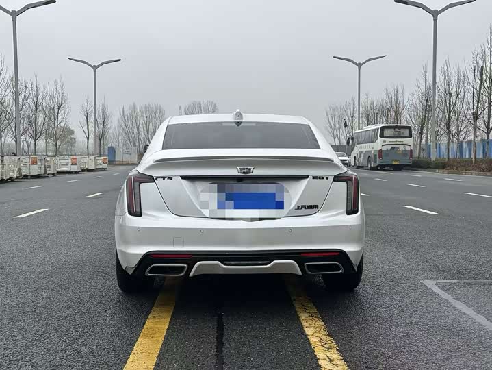 Фото 8 - Cadillac CT5