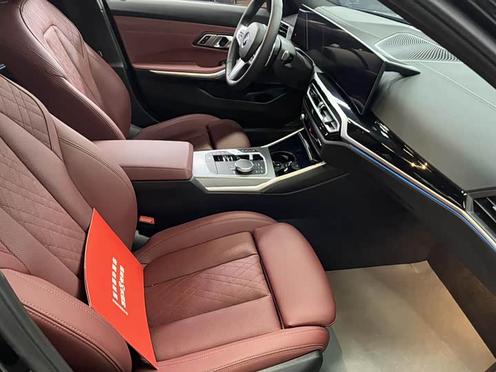 Фото 6 - BMW 3 Series