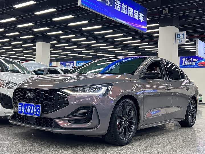 Photo 1 - Ford Focus