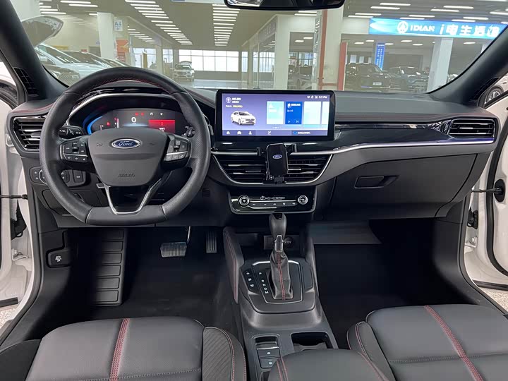 Photo 6 - Ford Focus