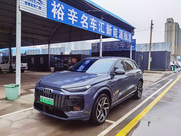 Фото 1 - Audi Q6L e-tron