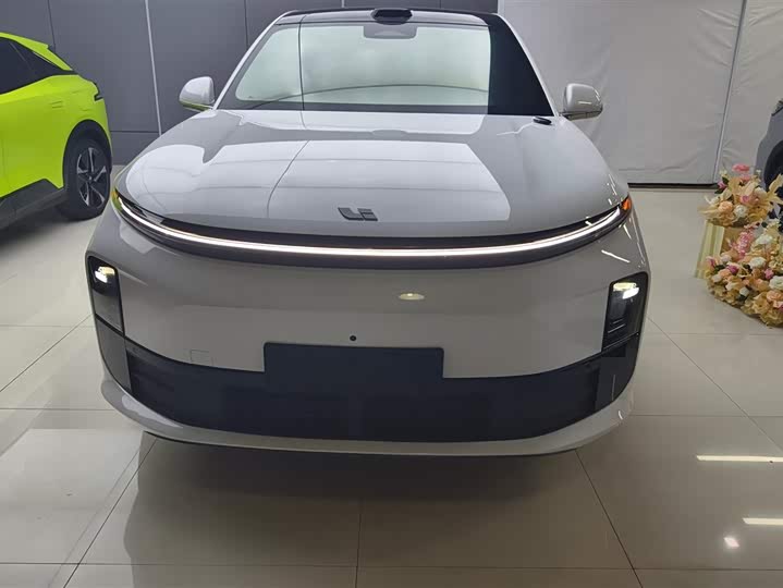 Фото 2 - LiXiang L6