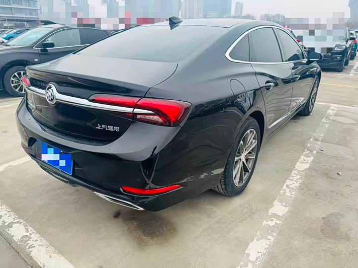 Фото 9 - Buick LaCrosse