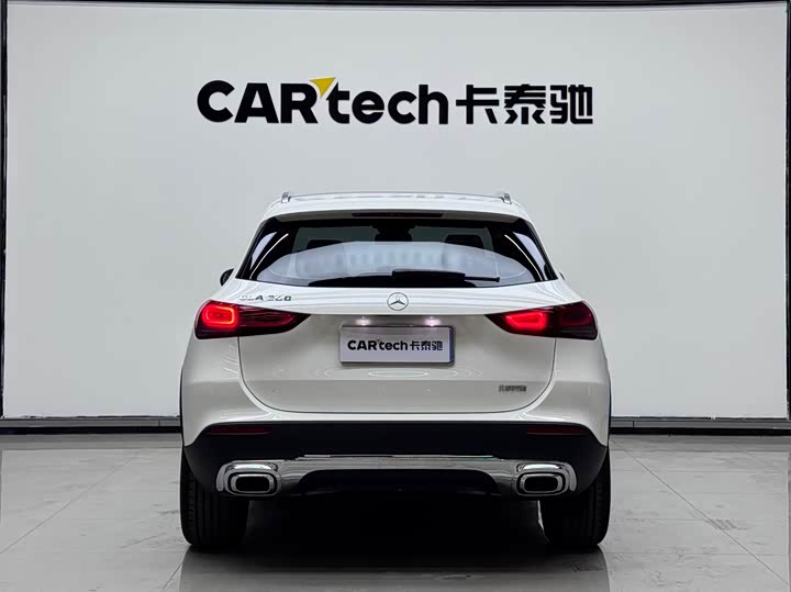 Фото 5 - Mercedes-Benz GLA-Class