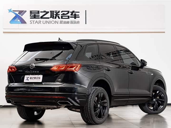 Фото 7 - Volkswagen Touareg