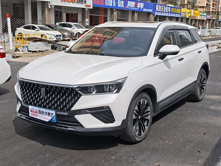 Фото 1 - Bestune T77