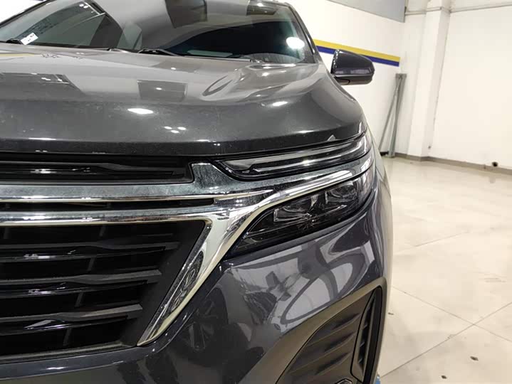 Фото 5 - Chevrolet Equinox